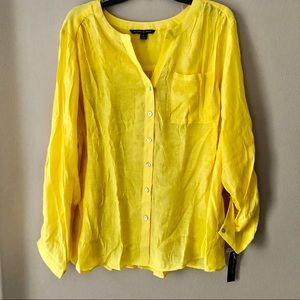 Women’s plus size knit top